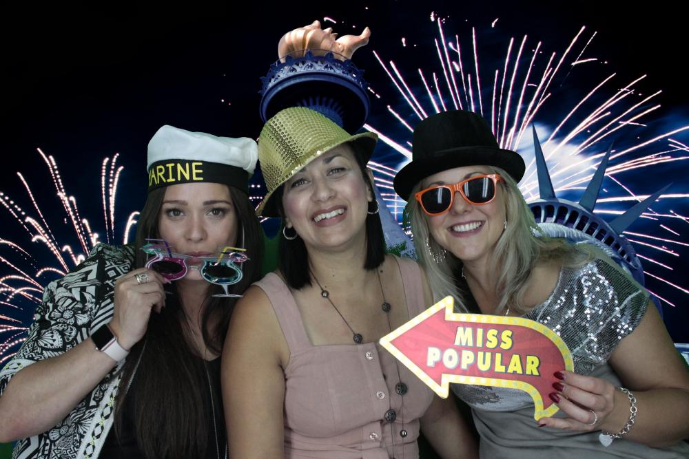 DHL South Regional Meeting | View more photos from the event at gallery.myphotoboothexperience.co.uk/u/MyPhotoBoothExperienceLtd/DHL-South-Regional-Meeting
